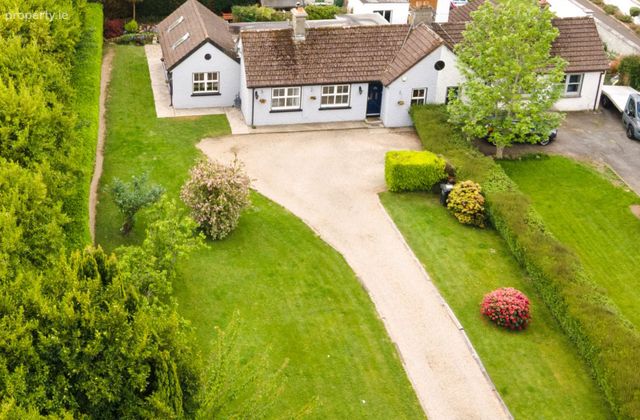 Iona Cottage, 1 Ballinalea, Ashford, Co. Wicklow - Click to view photos