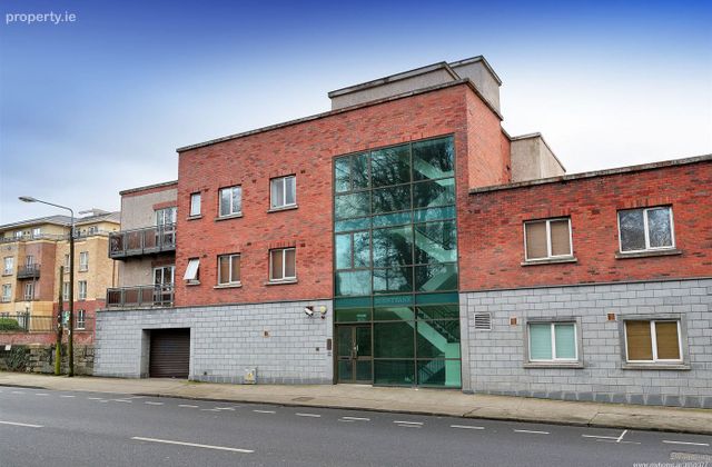 3 Sunnybank, Islandbridge, Dublin 8 - Click to view photos