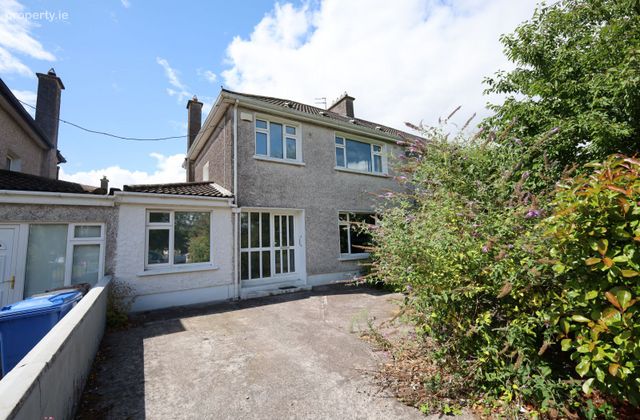 24 Summerstown Grove, Glasheen, Glasheen, Co. Cork - Click to view photos