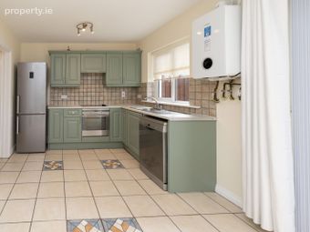 19 Castlegrange Square, Clondalkin, Dublin 22 - Image 3