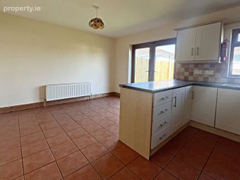 27 Cruach&aacute;n View, Kilmacthomas, Kilmacthomas, Co. Waterford - Image 5