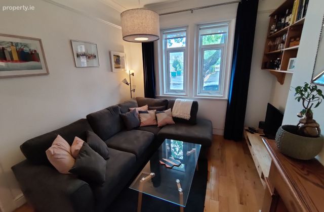 Ground Floor 2 Bed, Rialto Court, Rialto, Dublin 8 - Click to view photos