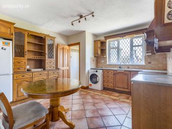 31 Belgium Park, Monaghan Town, Monaghan, Co. Monaghan - Image 2
