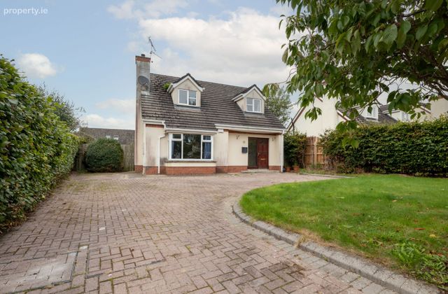 11 Cl&oacute;s Deirdr&uacute;, The Ferns, Blackrock, Co. Louth - Click to view photos