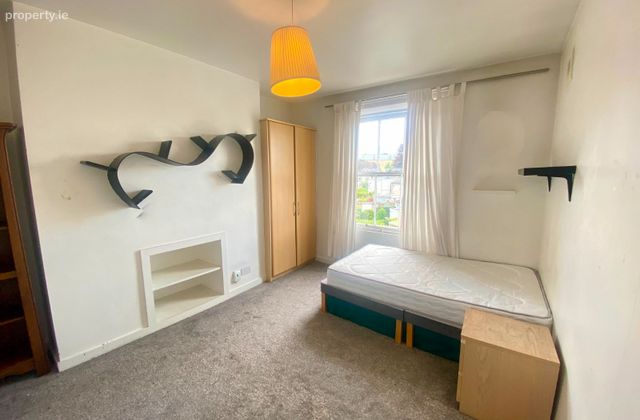 Grosvenor Square, Harold's Cross, Dublin 6 - Click to view photos