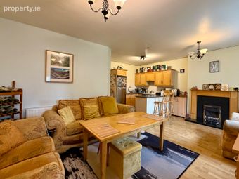 24 Lintown Drive, Lintown Hall, Kilkenny, Co. Kilkenny - Image 2