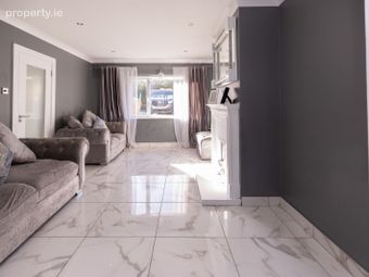 42 Monastery Heath Avenue, Clondalkin, Dublin 22 - Image 4