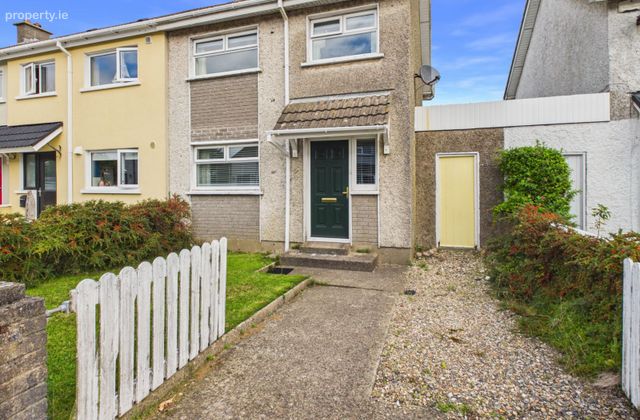 18 Greenore Park, Rosslare Harbour, Co. Wexford - Click to view photos