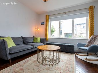 24 Grace Park Grove, Grace Park Wood, Drumcondra, Dublin 9 - Image 2