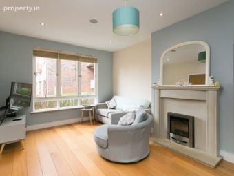 7 Belarmine Square, Stepaside, Dublin 18, Stepaside, Dublin 18 - Image 5