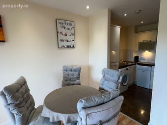 64 Royal Canal Court Waterways, Ashtown, Dublin 15 - Image 3