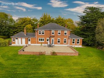 10 Homeleigh (house Potential Site For Another Detached Property), Porterstown Road, Castleknock, Dublin 15