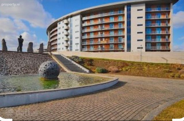 The Crescent Building, Parkwest, Park West, Dublin 12, Park West, Dublin 12 - Click to view photos