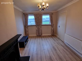 113 Springfield Court, Castlebar, Castlebar, Co. Mayo - Image 5