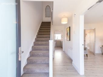 9 The Crescent, Green Hill, Clonhaston, Enniscorthy, Co. Wexford, Enniscorthy, Co. Wexford - Image 4