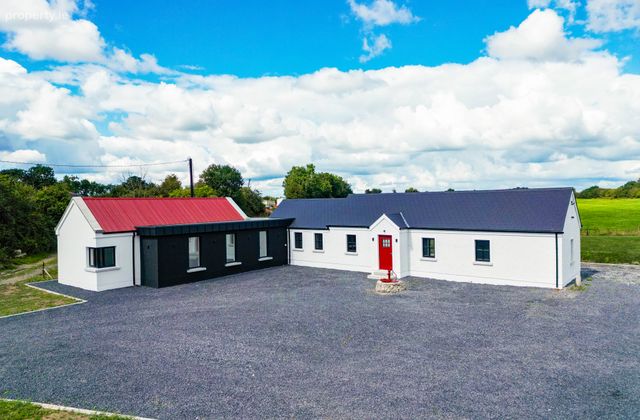 Craddenstown, Raharney, Mullingar, Co. Westmeath, Killucan, Co. Westmeath - Click to view photos