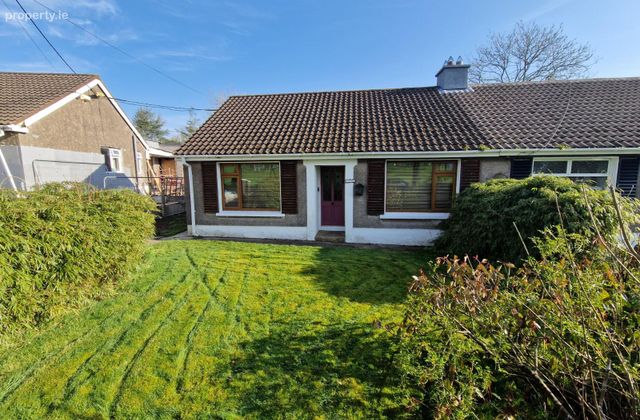 San Pio, Mayfield Park, Mayfield, Co. Cork - Click to view photos