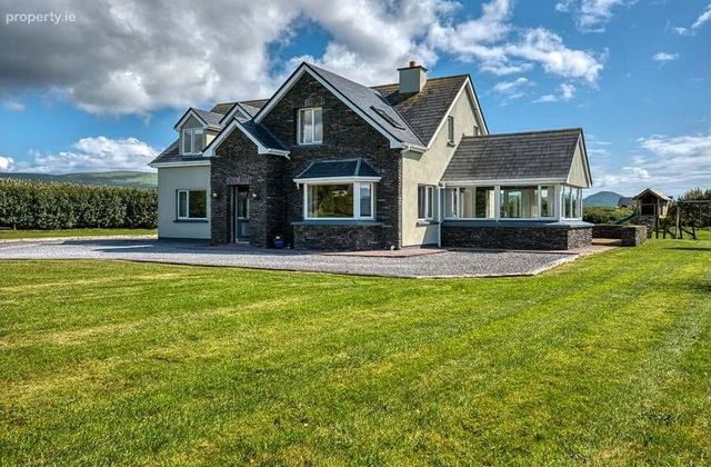 Spunkane, Waterville, Co. Kerry - Click to view photos