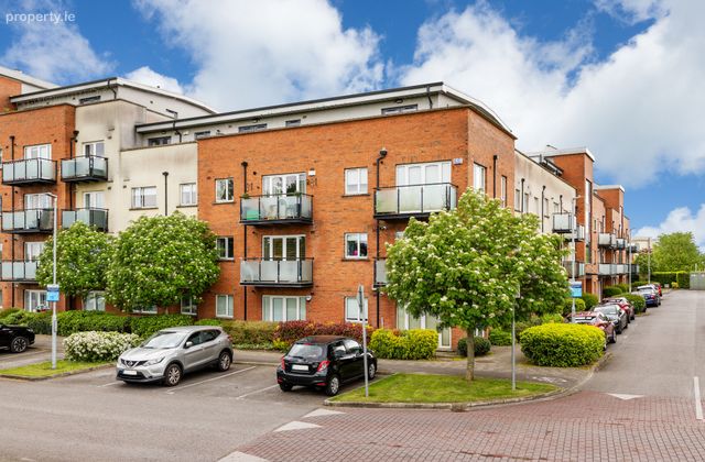 32 Mayeston Crescent, Finglas, Dublin 11, Finglas, Dublin 11 - Click to view photos