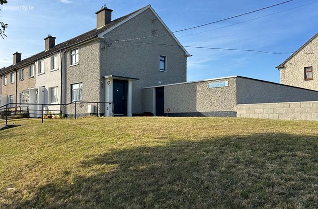 2 Mckelvey Road, Dublin 11, Finglas, Dublin 11 - Click to view photos