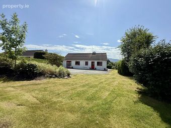 Nora`s Cottage, Lissivigeen, Killarney, Co. Kerry, Killarney, Co. Kerry - Image 2