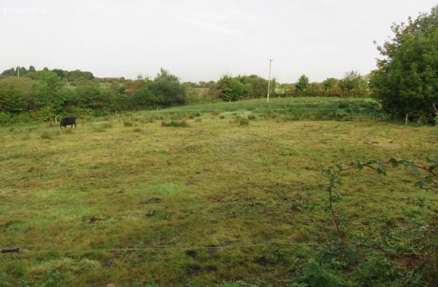 Ratharoon West, Bandon, Co. Cork - Click to view photos