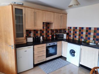29 Carraig Palmer, Quincentennial Drive, Salthill, Co. Galway - Image 2