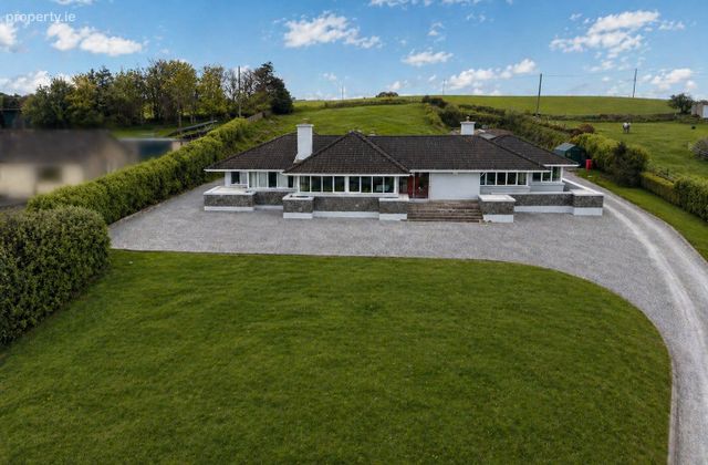Valley View House, Farran, Co. Cork - Click to view photos