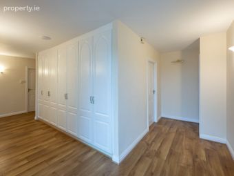 Grian&aacute;n, Strawberry Hill, Monkstown, Co. Cork - Image 5