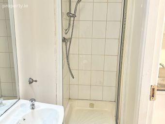 Apt. 5, Clifton View, Ballintemple, Co. Cork