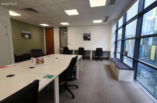 Sir John Rogerson's Quay, Dublin 2 - Click to view photos