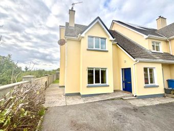 13 The Oaks, Frenchpark, Frenchpark, Co. Roscommon - Image 2