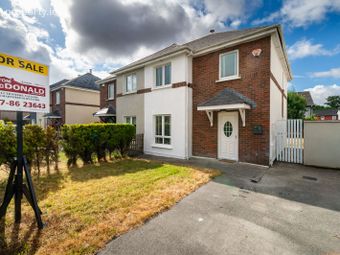 12 Canal Court, Whitefields, Portarlington, Co. Laois - Image 2