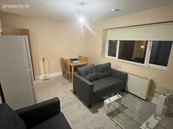 Apt. 21, Beech House, Grace Park Court, D09 Yf65, Beaumont, Dublin 9 - Image 4