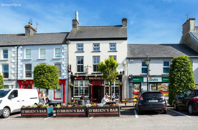 O'brien's Bar, 3 South Square, Rosscarbery, Co. Cork - Click to view photos