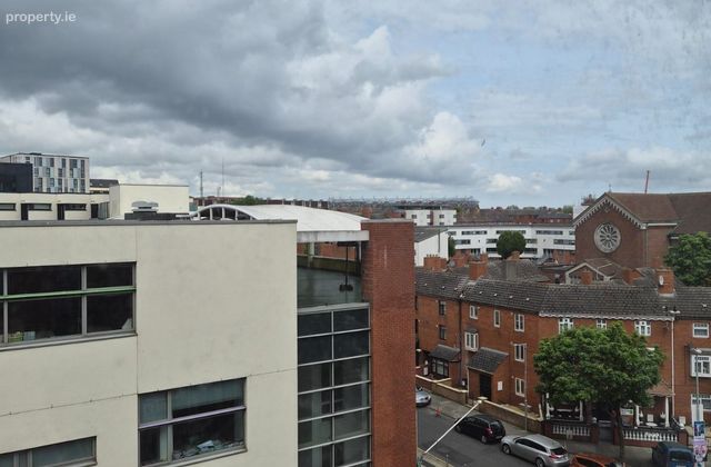 Apartment 16, Gloucester Square, Railway Street, Dublin 1 - Click to view photos