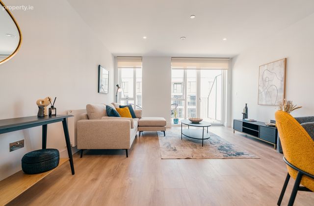 2 Bed, Howth Road, Howth, Co. Dublin - Click to view photos