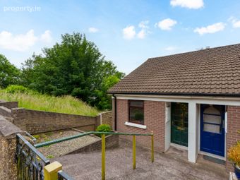 24 Shandon Court, Richmond Hill, St. Lukes, Co. Cork - Image 2