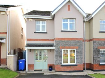 13 Carraig Midhe, Corbally, Westbury, Co. Clare - Image 2