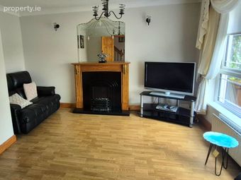 14 Clonshaugh Crescent, Clonshaugh, Dublin 17 - Image 2