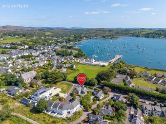 Chestnut Grove,Colla Road,Schull,Skibbereen,Co. Cork, Schull, Co. Cork