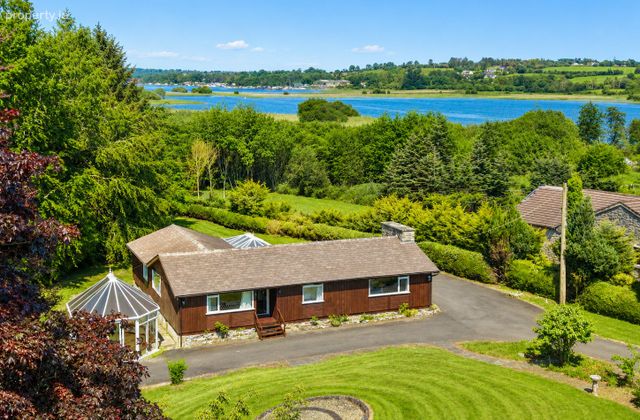 Chuppa Rift, Kippinstown, Ballykeeran, Ballykeeran, Co. Westmeath - Click to view photos