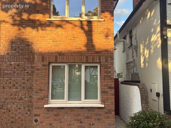 Tudor Lawns, Foxrock, Dublin 18