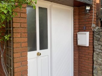 2 Knapton Court, Dun Laoghaire, Co. Dublin, Monkstown, Co. Dublin - Image 2