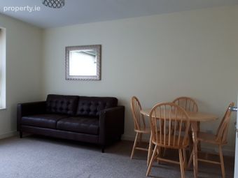 8 Strandville House, Clontarf, Dublin 3 - Image 5