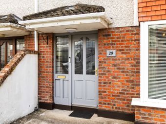 29 Old Avenue, Riverstown, Glanmire, Co. Cork - Image 2