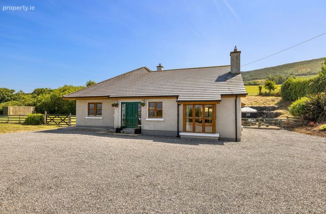 Killough Lower, Kilmacanogue, Co. Wicklow, Kilmacanogue, Co. Wicklow - Click to view photos