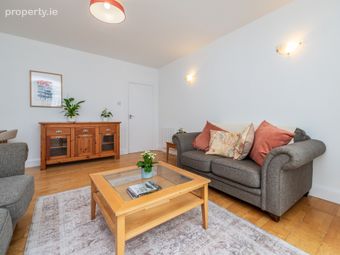 33 Oak Glade Hall, Block E, Naas, Co Kildare, Naas, Co. Kildare - Image 4