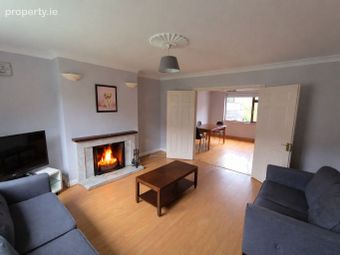 34 Delfern Grove, Maryborough Hill, Rochestown, Co. Cork - Image 3