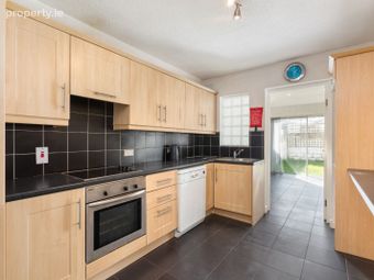 20 Castleknock Grange, Castleknock, Dublin 15 - Image 5